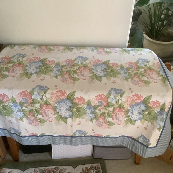 Floral 52” Square Bordered Table Covering - Picture 2 of 11